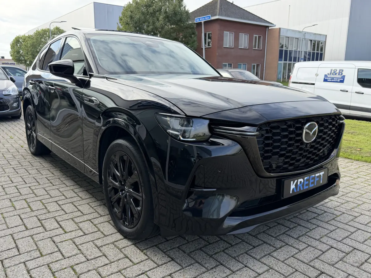 2.5 e-SkyActiv PHEV Homura Black Edition