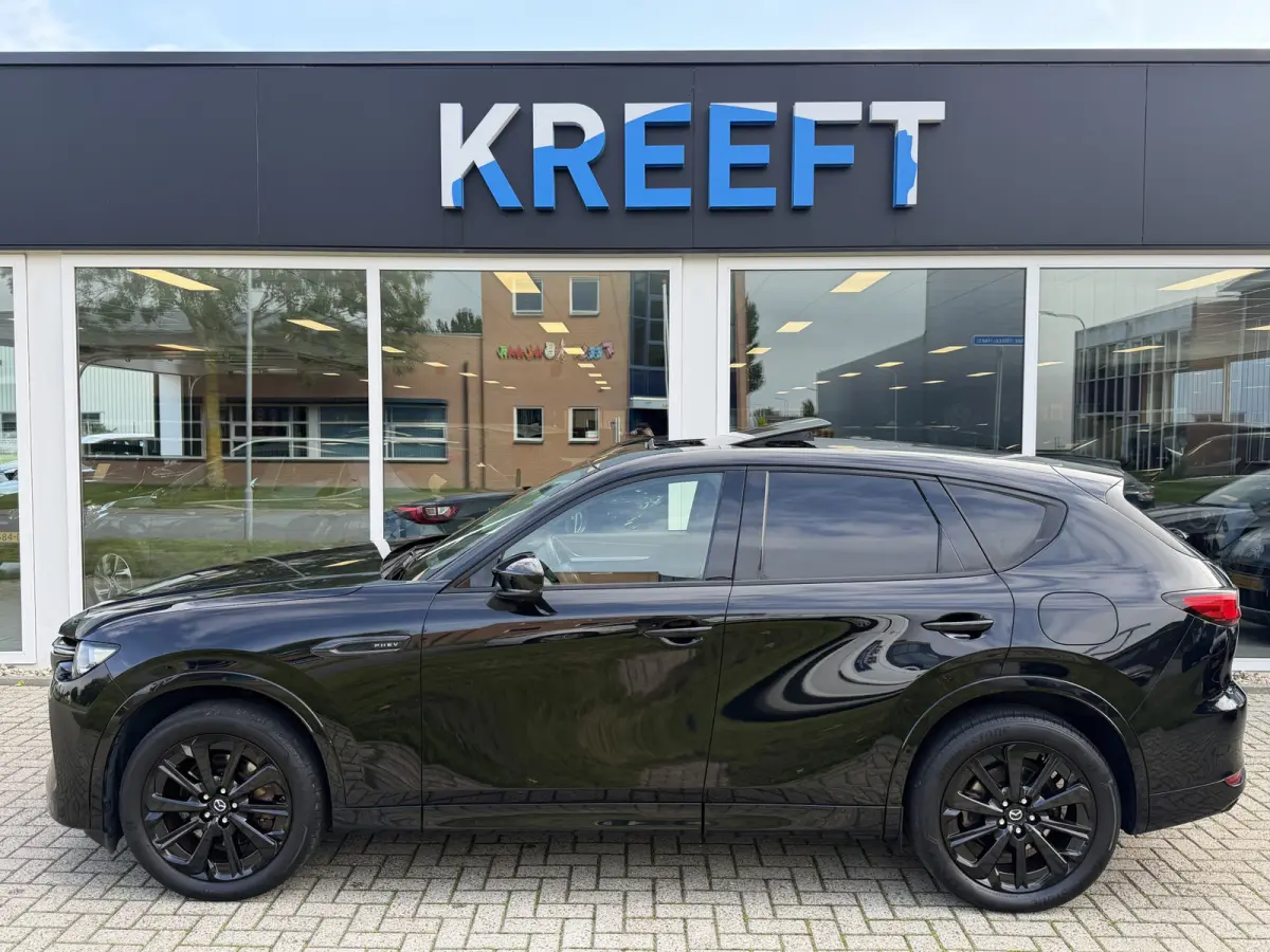 2.5 e-SkyActiv PHEV Homura Black Edition