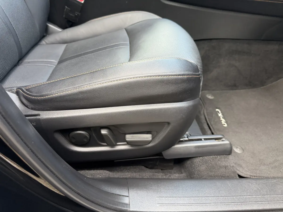 2.5 e-SkyActiv PHEV Homura Black Edition