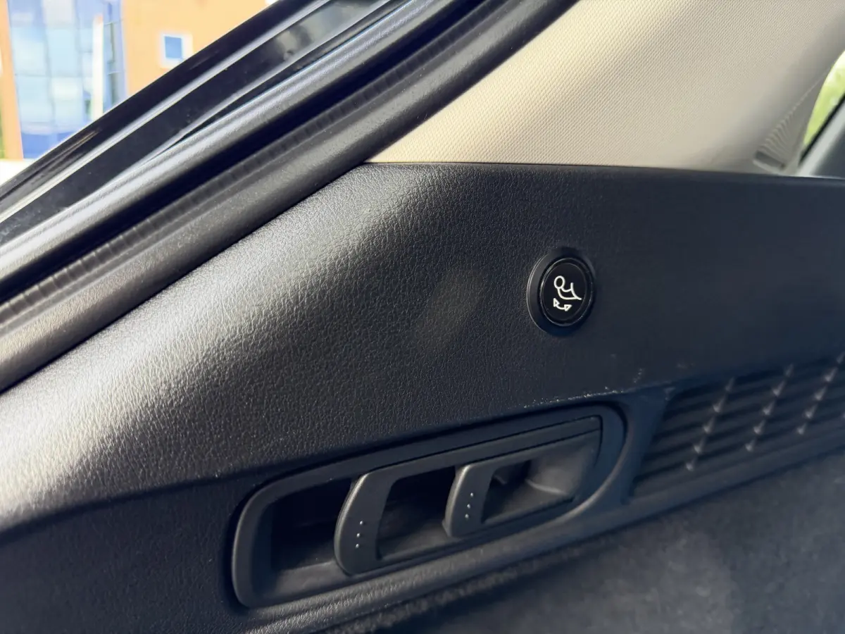 2.5 e-SkyActiv PHEV Homura Black Edition
