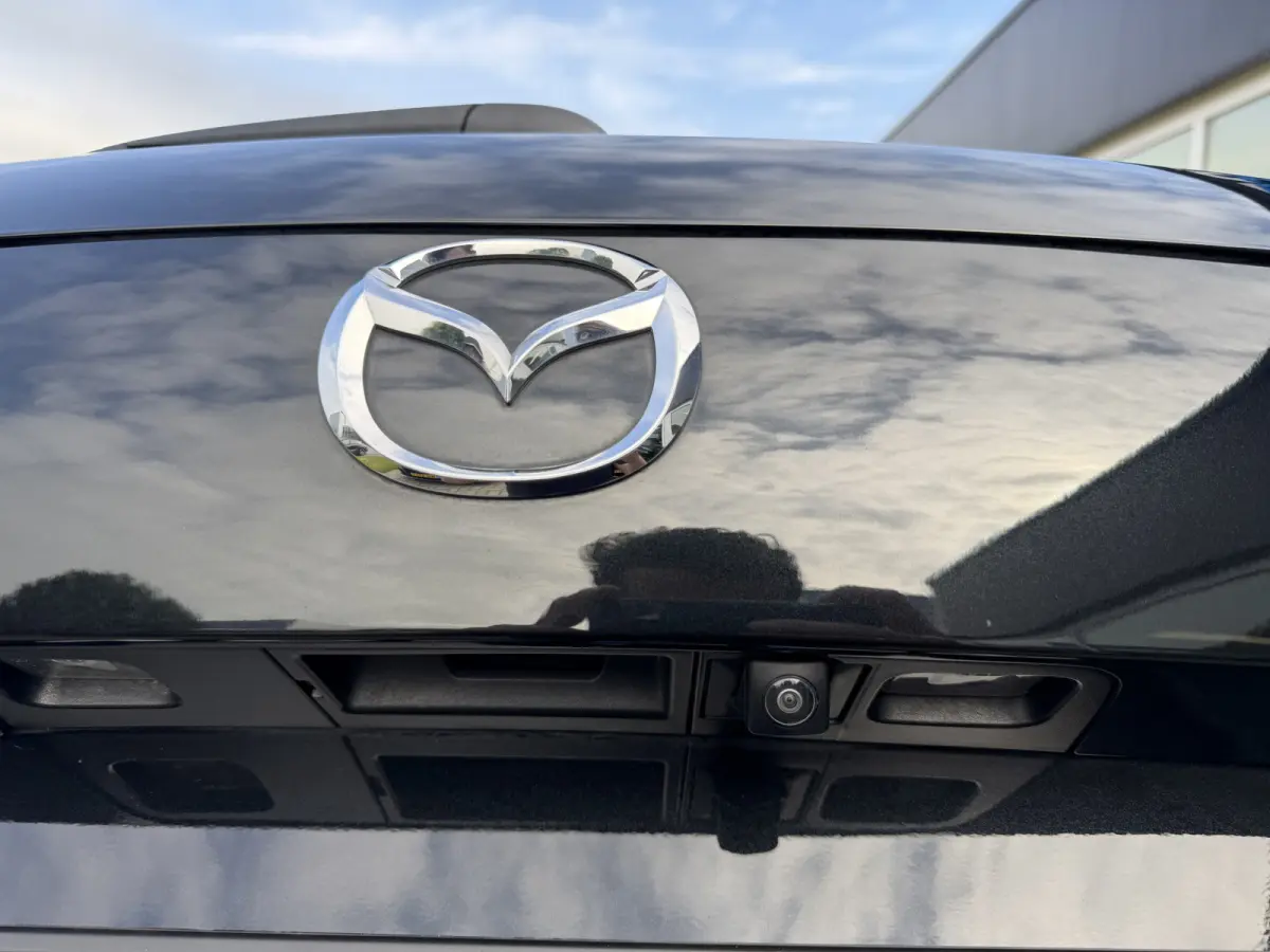 2.5 e-SkyActiv PHEV Homura Black Edition