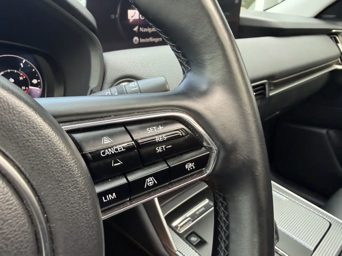 2.5 e-SkyActiv PHEV Homura Black Edition