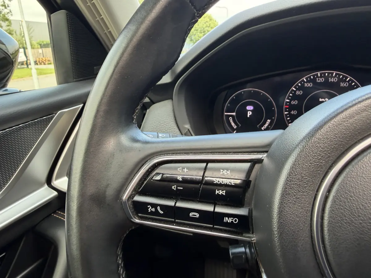 2.5 e-SkyActiv PHEV Homura Black Edition
