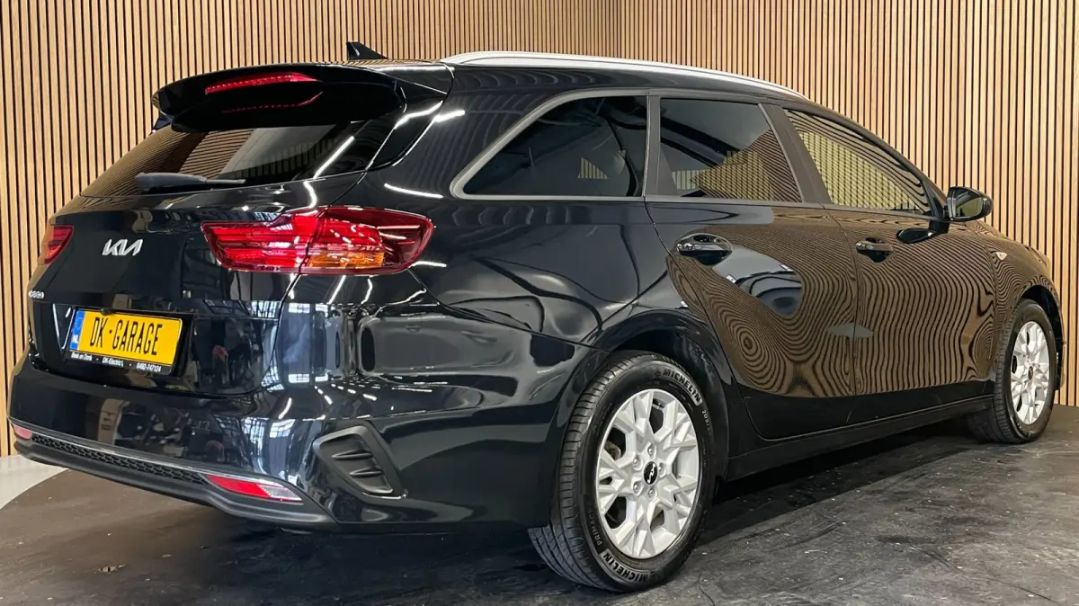 1.0 T-GDi DynamicLine|APPLE CARPLAY, ANDROID AUTO|STOEL-,STUURVERW|CAMERA|CRUISE,CLIMATE|1E EIG.|INCL.BTW|
