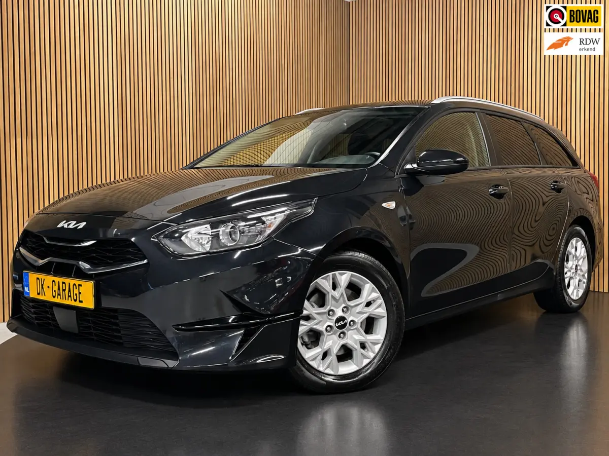 1.0 T-GDi DynamicLine|APPLE CARPLAY, ANDROID AUTO|STOEL-,STUURVERW|CAMERA|CRUISE,CLIMATE|1E EIG.|INCL.BTW|