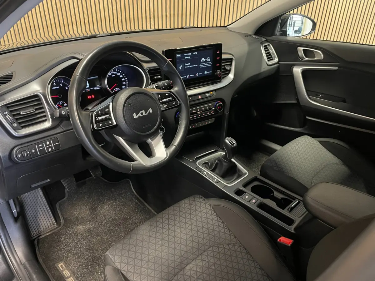 1.0 T-GDi DynamicLine|APPLE CARPLAY, ANDROID AUTO|STOEL-,STUURVERW|CAMERA|CRUISE,CLIMATE|1E EIG.|INCL.BTW|
