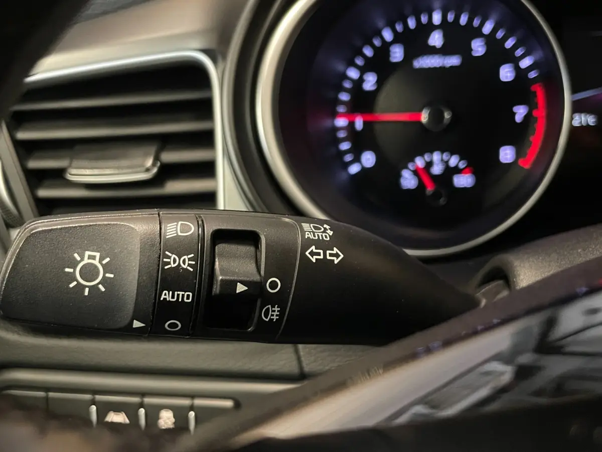 1.0 T-GDi DynamicLine|APPLE CARPLAY, ANDROID AUTO|STOEL-,STUURVERW|CAMERA|CRUISE,CLIMATE|1E EIG.|INCL.BTW|