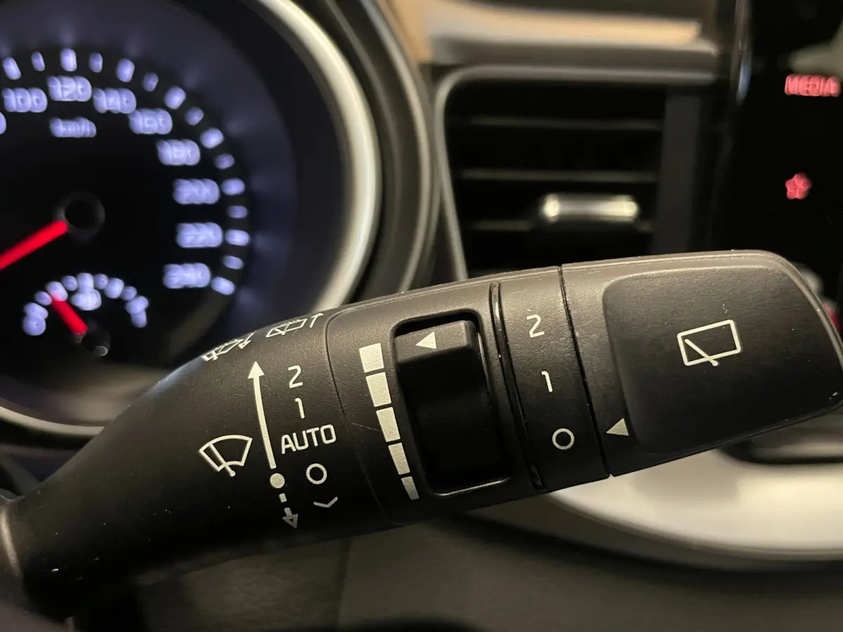 1.0 T-GDi DynamicLine|APPLE CARPLAY, ANDROID AUTO|STOEL-,STUURVERW|CAMERA|CRUISE,CLIMATE|1E EIG.|INCL.BTW|