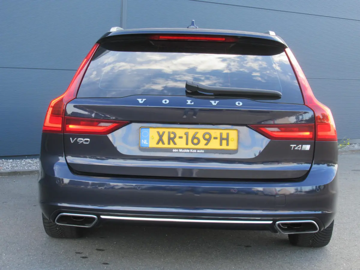 2.0 T4 Inscription | Cruise control adaptief | Camera | Standkachel | Trekhaak | Apple Carplay/Android Auto