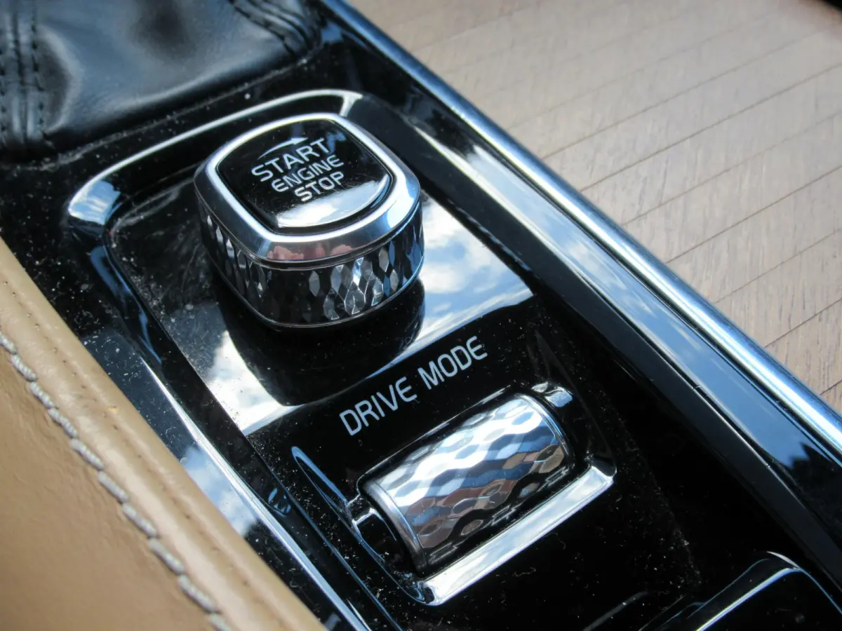 2.0 T4 Inscription | Cruise control adaptief | Camera | Standkachel | Trekhaak | Apple Carplay/Android Auto