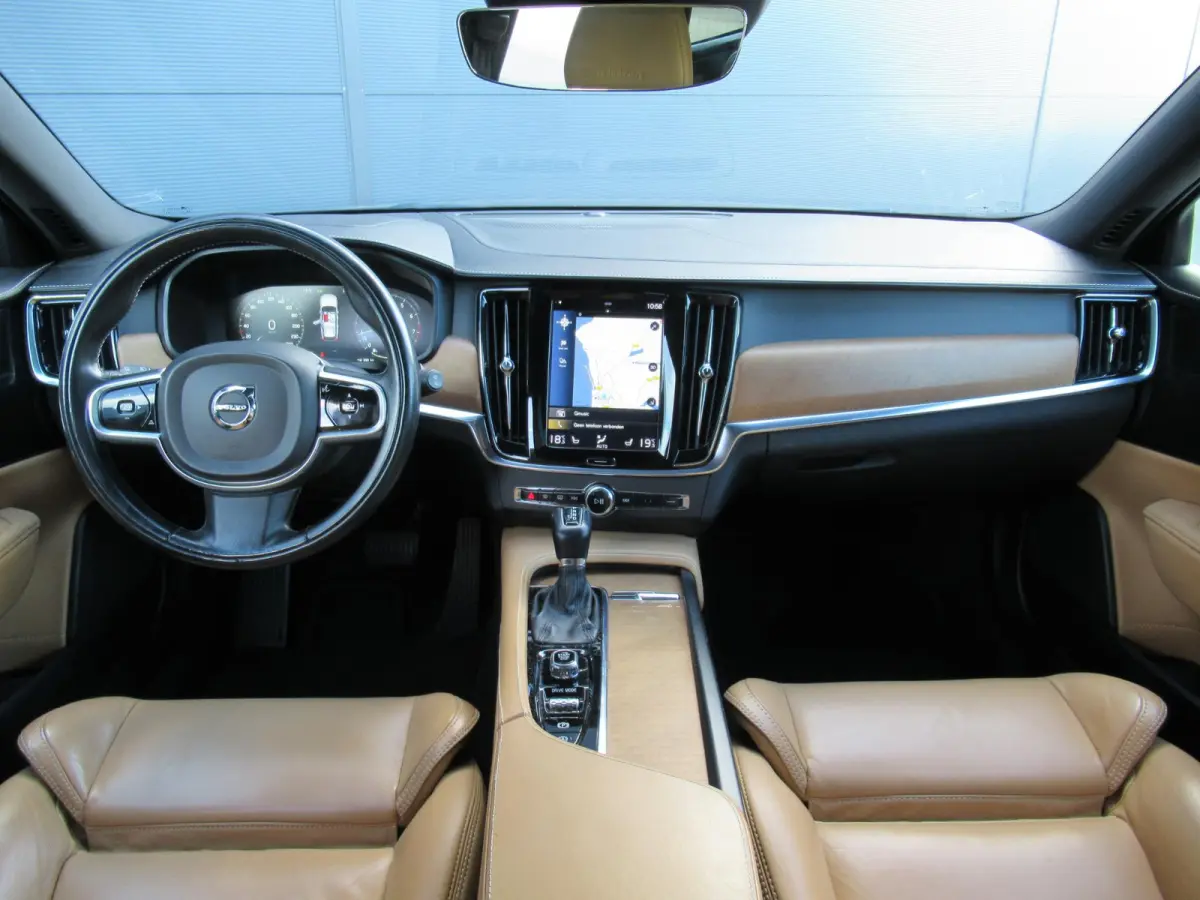 2.0 T4 Inscription | Cruise control adaptief | Camera | Standkachel | Trekhaak | Apple Carplay/Android Auto