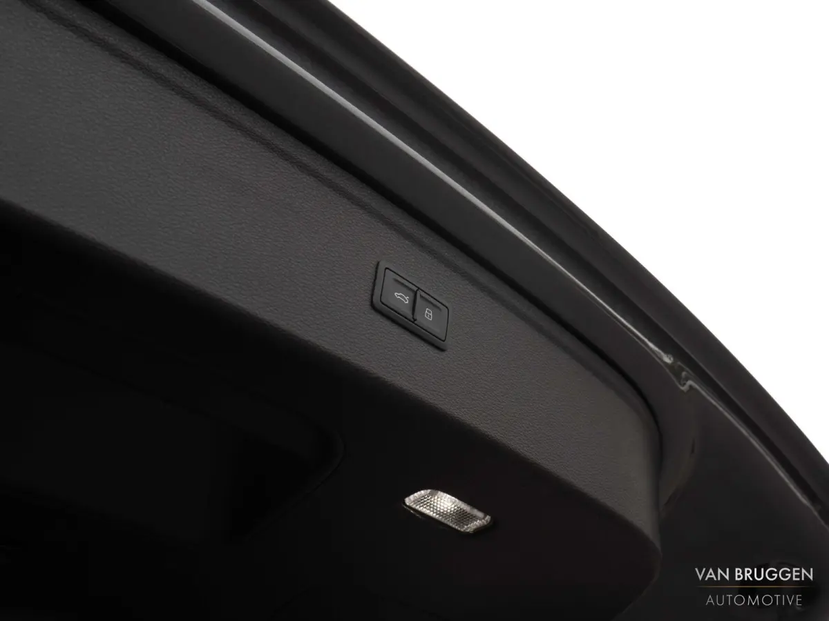 55 TFSI e S-Line B&O 360 Massage Sfeer BTW 21"