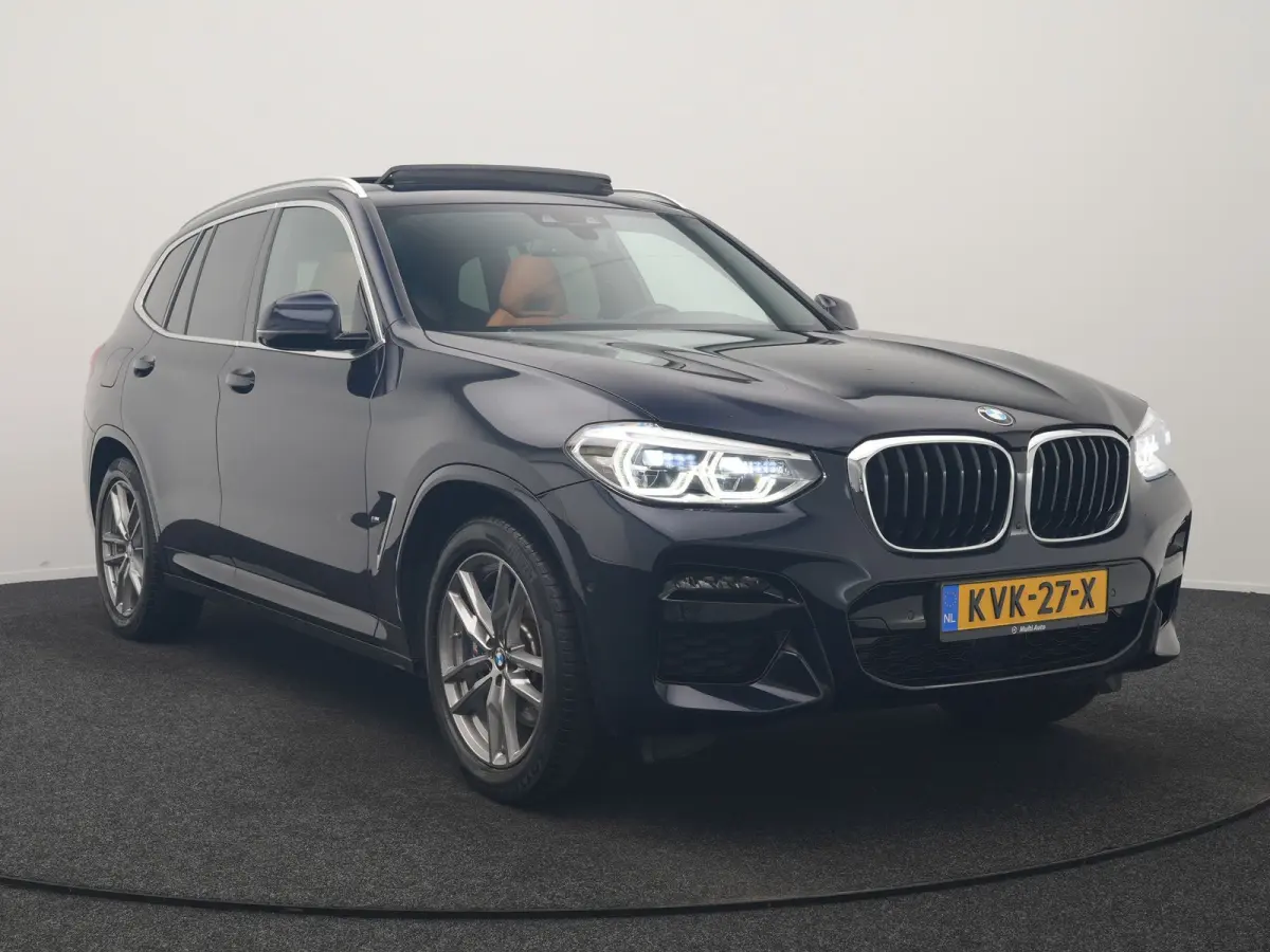 xDrive30e M Sport PHEV 293pk Dealer O.H. | Panodak | Adaptive Cruise | Head Up | 360 Camera | Harman / Kardon | Lederen Competition Stoelen Memory & Verewarmd | Stuur Verwarmd | Blis | Adapt