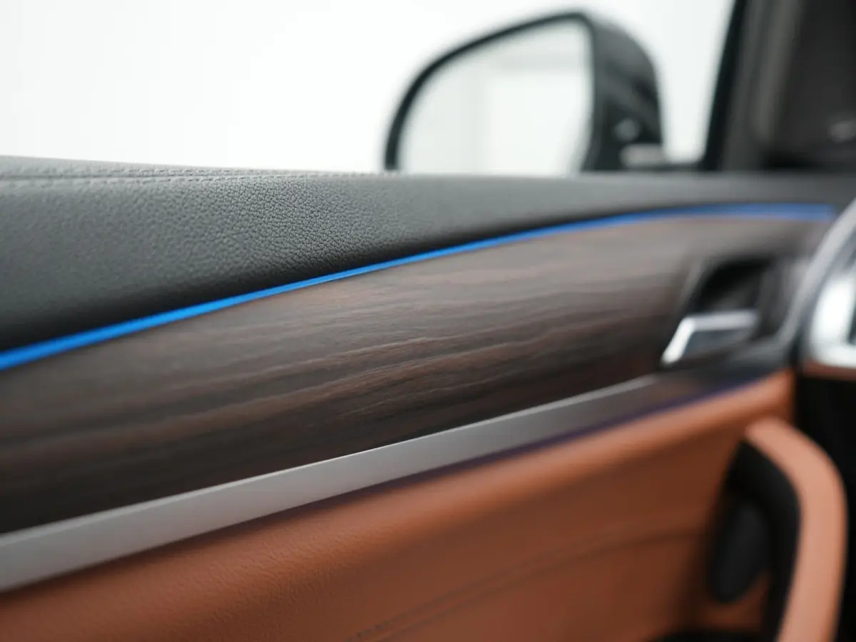 xDrive30e M Sport PHEV 293pk Dealer O.H. | Panodak | Adaptive Cruise | Head Up | 360 Camera | Harman / Kardon | Lederen Competition Stoelen Memory & Verewarmd | Stuur Verwarmd | Blis | Adapt
