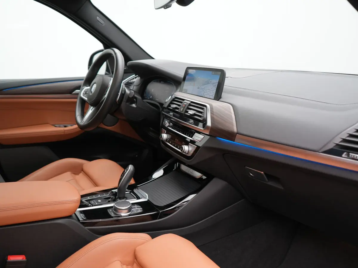 xDrive30e M Sport PHEV 293pk Dealer O.H. | Panodak | Adaptive Cruise | Head Up | 360 Camera | Harman / Kardon | Lederen Competition Stoelen Memory & Verewarmd | Stuur Verwarmd | Blis | Adapt