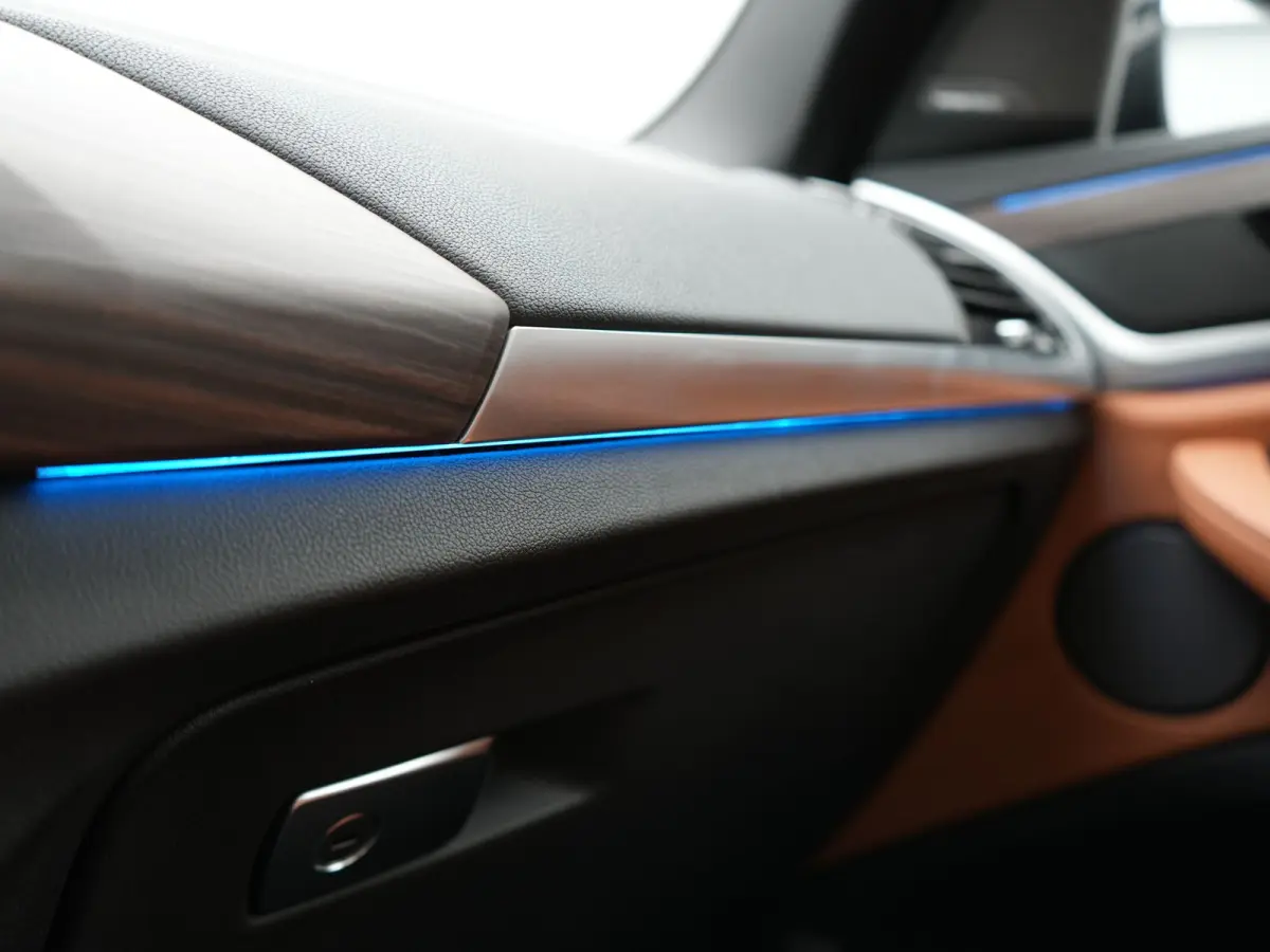 xDrive30e M Sport PHEV 293pk Dealer O.H. | Panodak | Adaptive Cruise | Head Up | 360 Camera | Harman / Kardon | Lederen Competition Stoelen Memory & Verewarmd | Stuur Verwarmd | Blis | Adapt