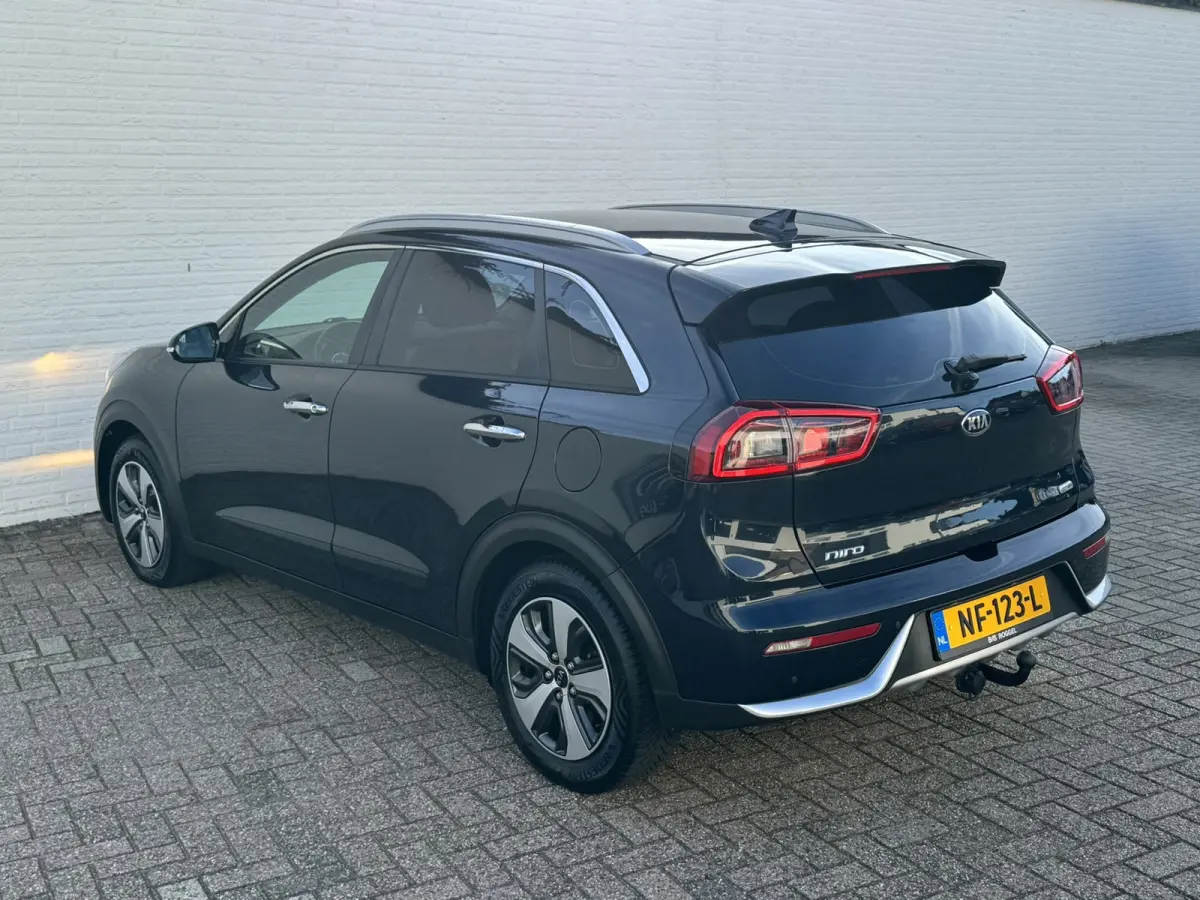 1.6 GDi Hybrid First Edition Trekhaak Camera Carplay Cruise Lane assist