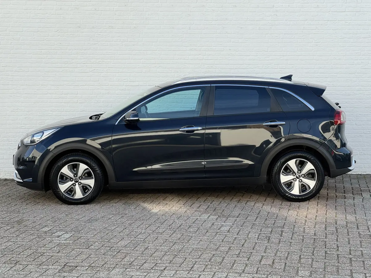 1.6 GDi Hybrid First Edition Trekhaak Camera Carplay Cruise Lane assist