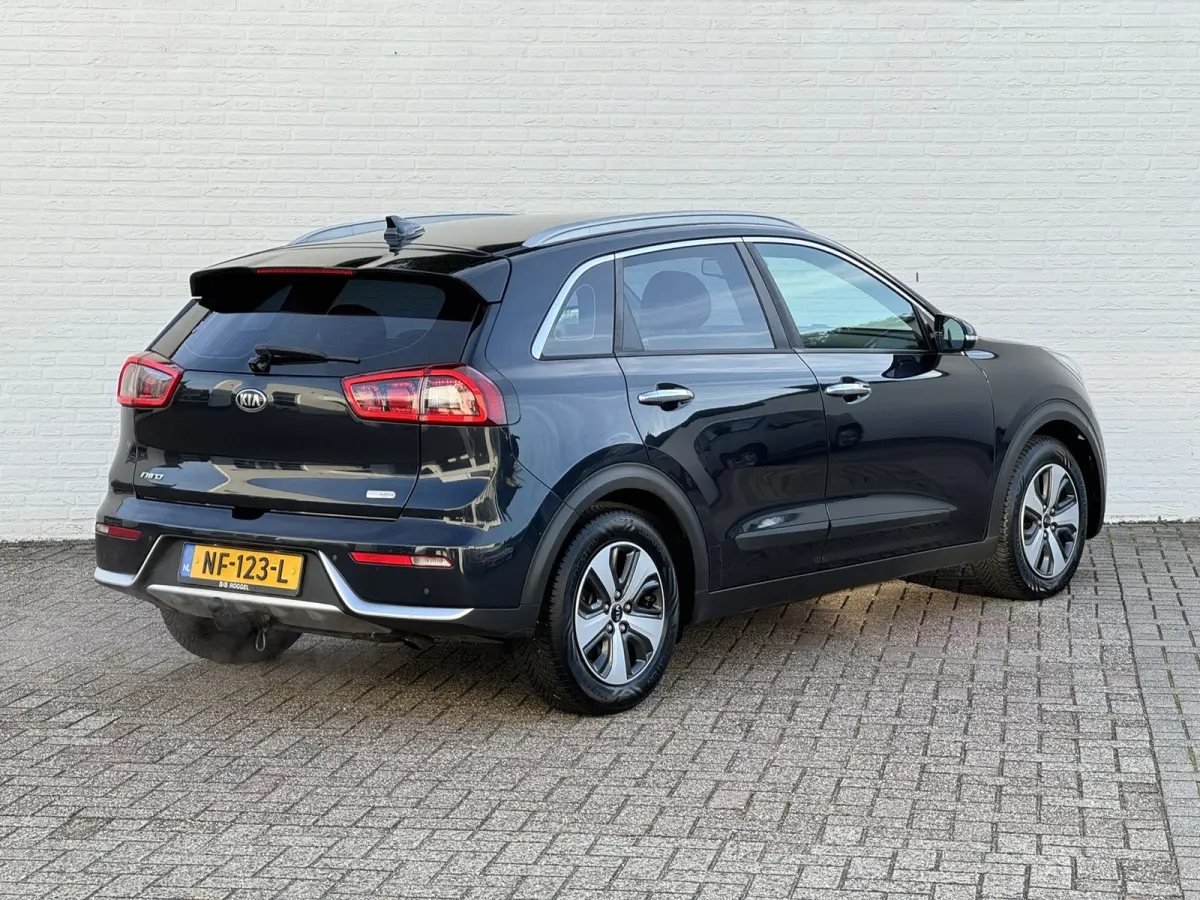 1.6 GDi Hybrid First Edition Trekhaak Camera Carplay Cruise Lane assist
