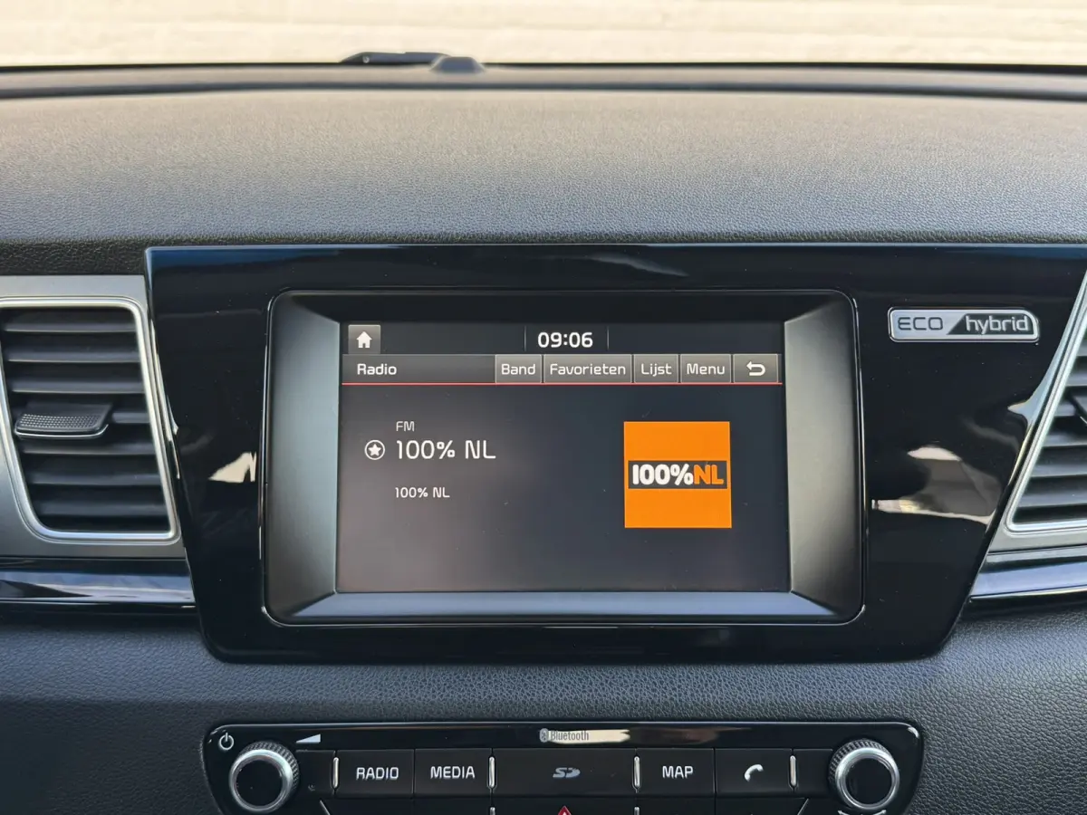 1.6 GDi Hybrid First Edition Trekhaak Camera Carplay Cruise Lane assist