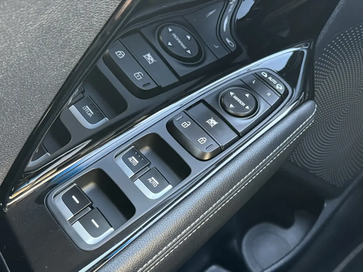 1.6 GDi Hybrid First Edition Trekhaak Camera Carplay Cruise Lane assist