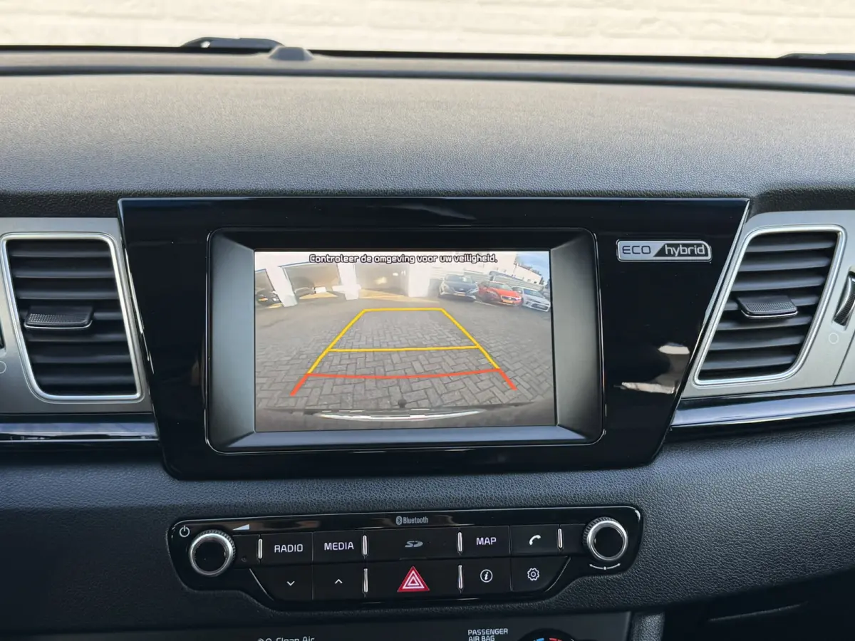 1.6 GDi Hybrid First Edition Trekhaak Camera Carplay Cruise Lane assist