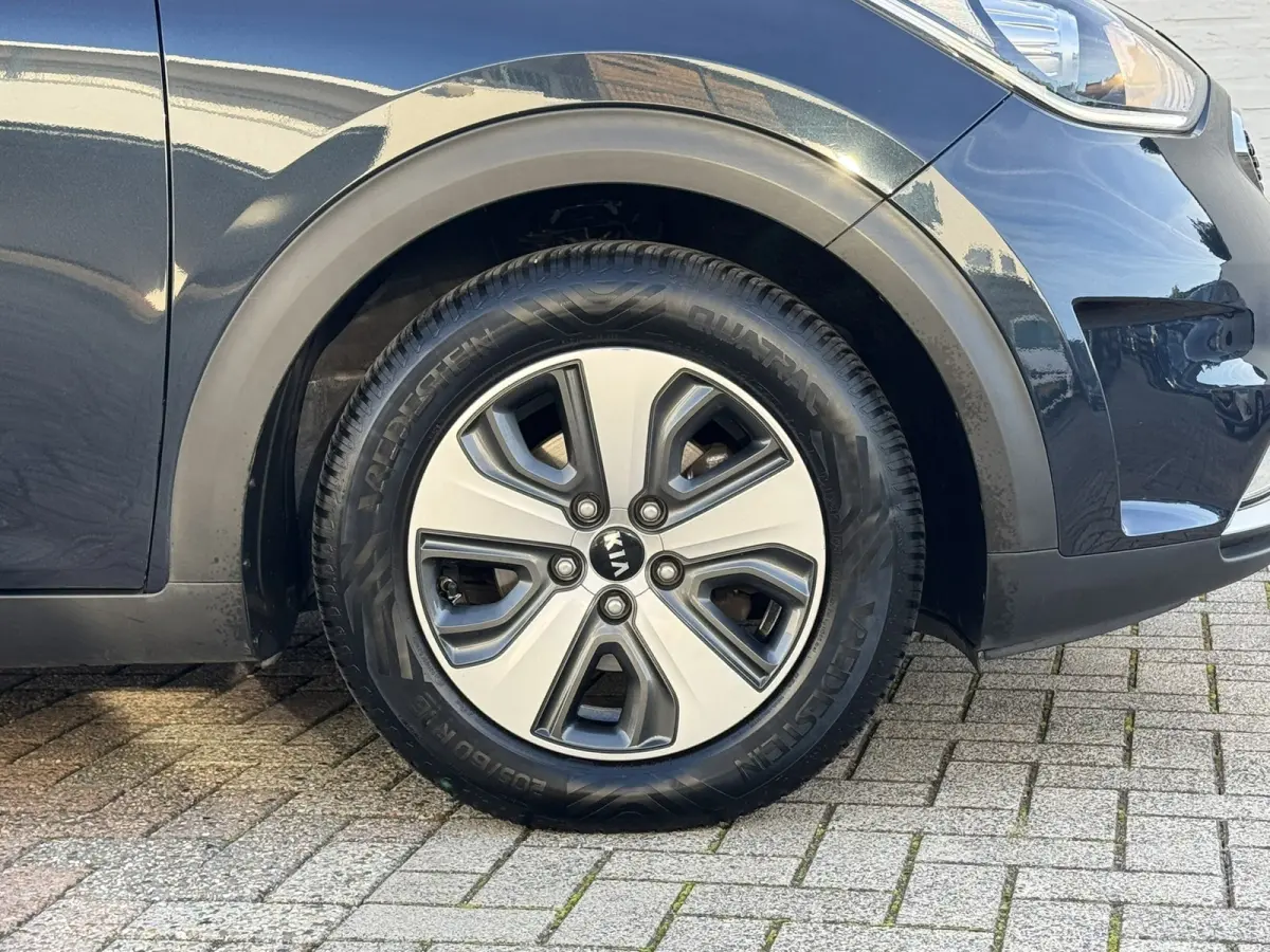 1.6 GDi Hybrid First Edition Trekhaak Camera Carplay Cruise Lane assist