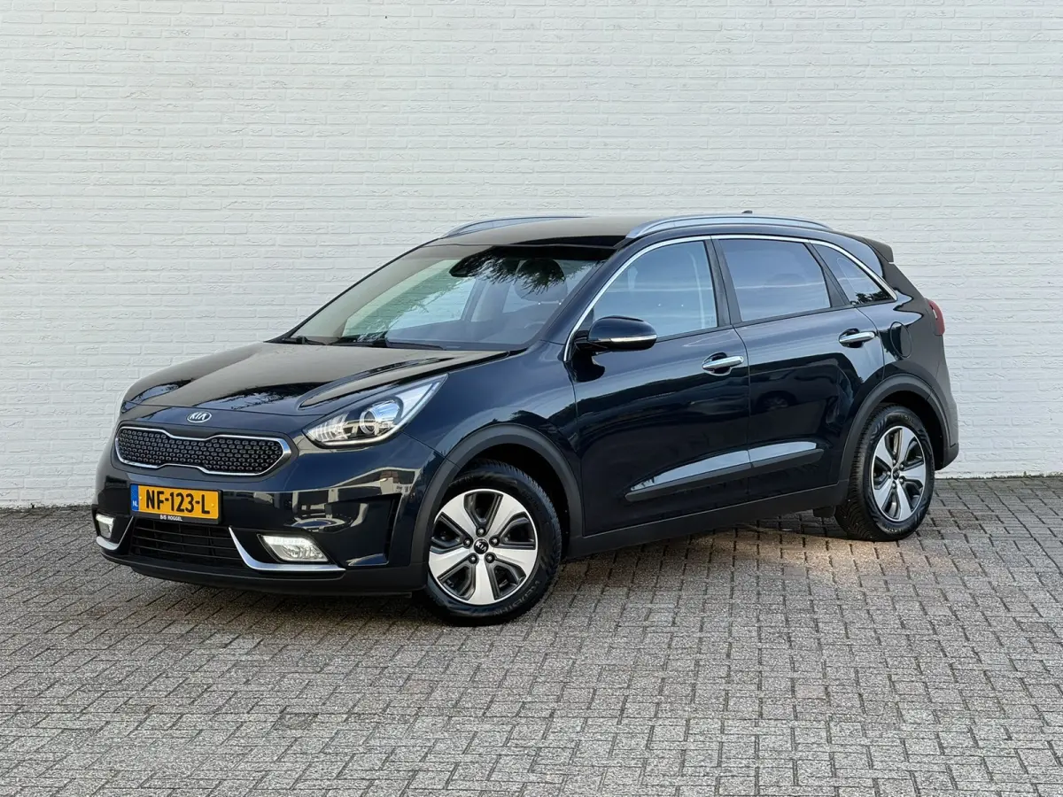 1.6 GDi Hybrid First Edition Trekhaak Camera Carplay Cruise Lane assist