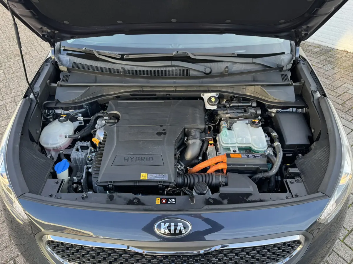 1.6 GDi Hybrid First Edition Trekhaak Camera Carplay Cruise Lane assist