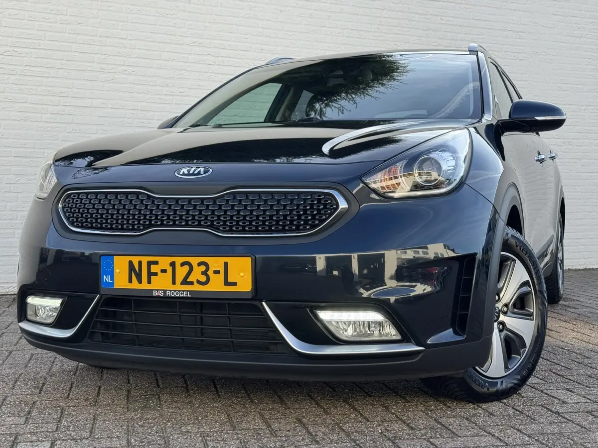 1.6 GDi Hybrid First Edition Trekhaak Camera Carplay Cruise Lane assist
