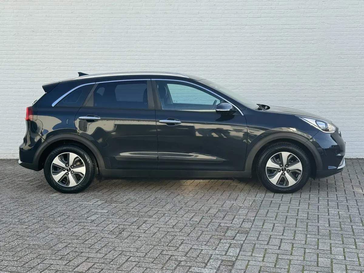 1.6 GDi Hybrid First Edition Trekhaak Camera Carplay Cruise Lane assist