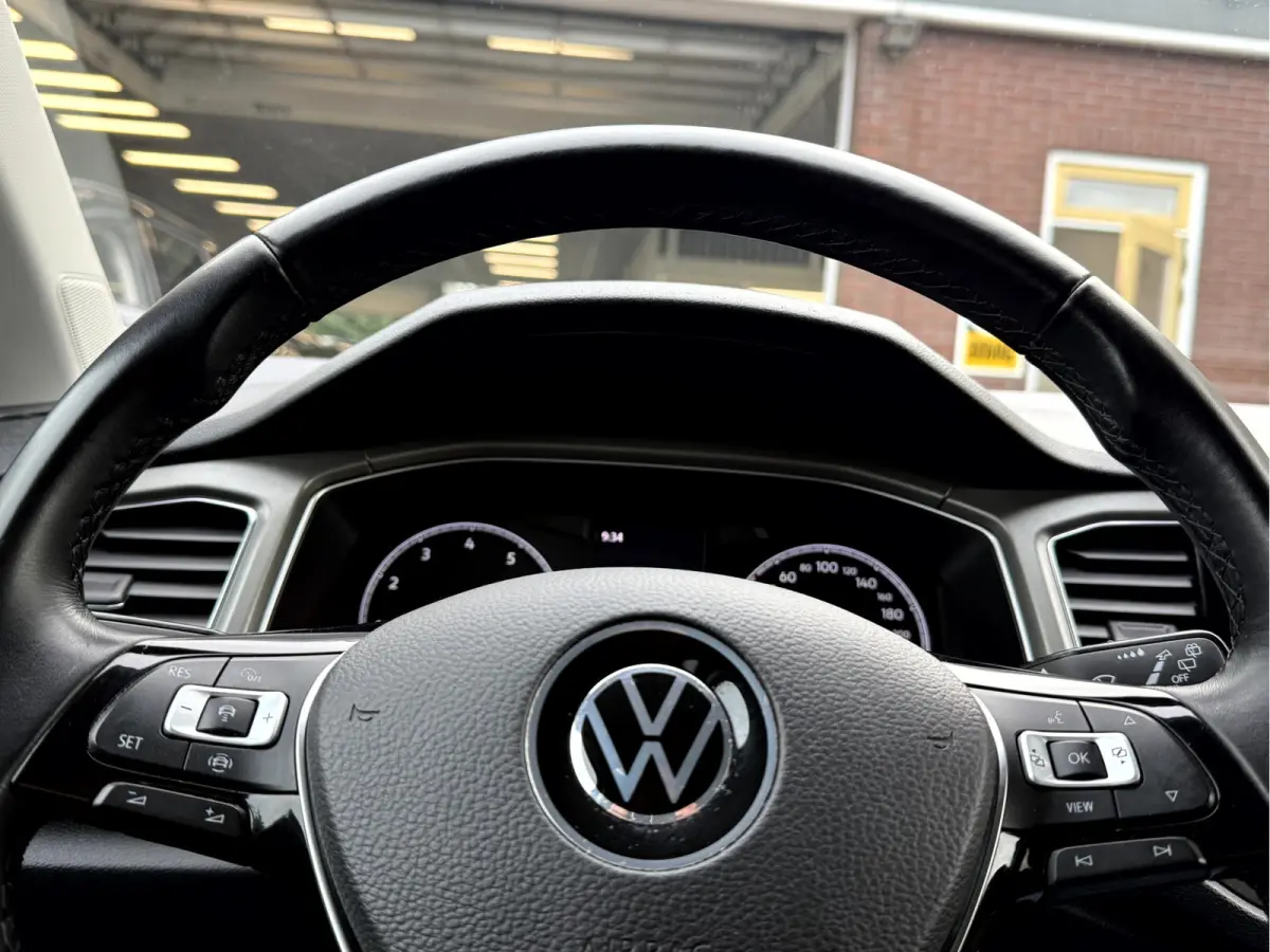1.0 TSI Style Camera, App Connect, Elek.Achterklep, Trekhaak