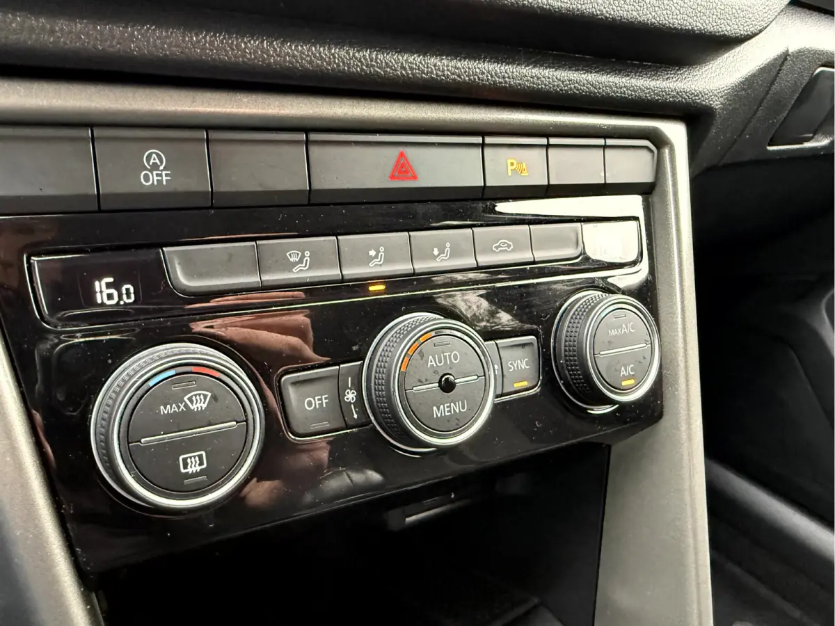 1.0 TSI Style Camera, App Connect, Elek.Achterklep, Trekhaak