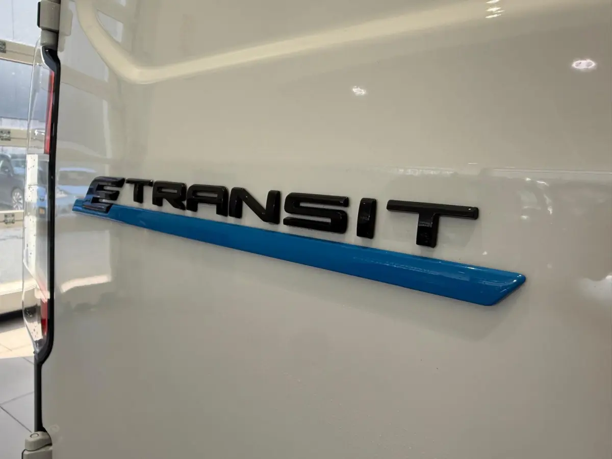 Trend | VANAF €24.545,- !!! |  ACHTERUITRIJ CAMERA | TREKHAAK |