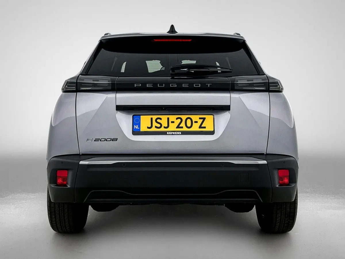 SUV EV Allure Avantage 54 kWh 156pk | Accu 98% | Lage kilometerstand! | 406km WLTP Actieradius | Navigatie | 360° Camera | Climate Control | Adaptieve Cruise Control | Parkeersensoren v+a |