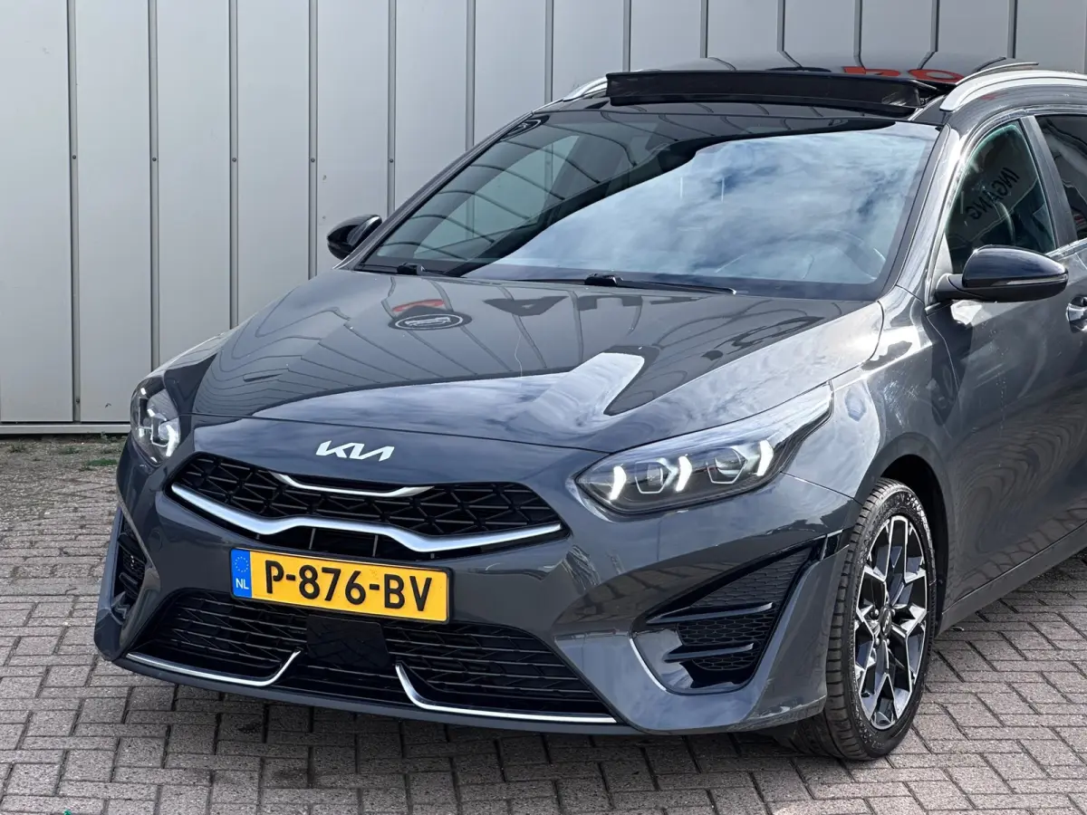 1.5 T-GDi GT-Line PANO TREKHAAK DEALER OND 1 EIG CAMERA