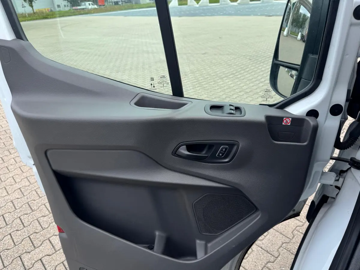 350 L4H3 Trend 68 kWh 184PK | Camera | Carplay |