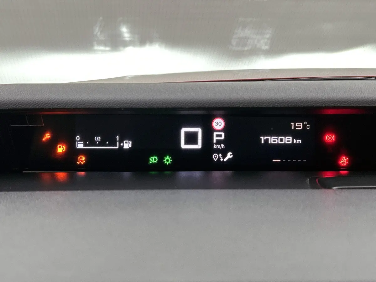 SUV Max Hybrid 145pk Automaat | Navigatie | Achteruitrijcamera | Winterpakket | Climate Control | Cruise Control | Parkeersensoren v+a | Dodehoeksensor | Bluetooth | Draadloze Apple Carplay 