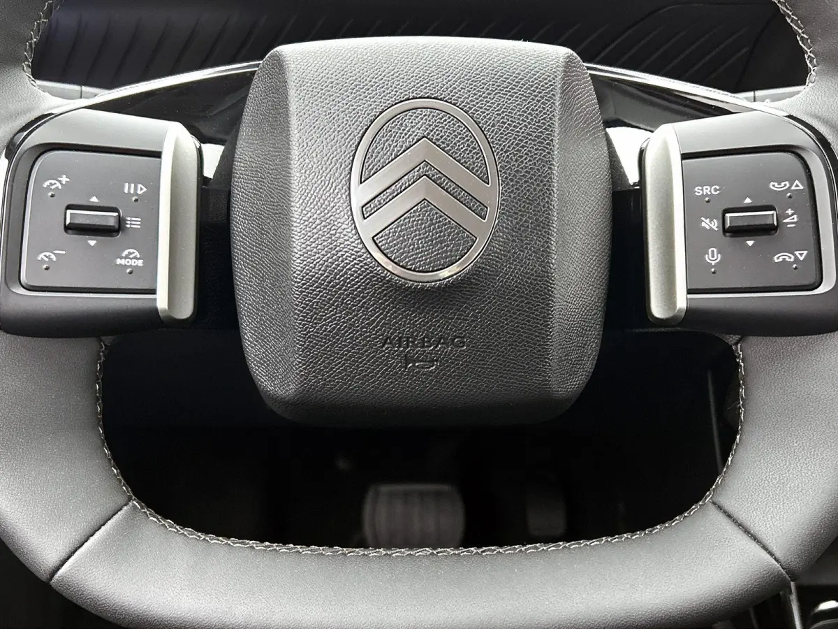SUV Max Hybrid 145pk Automaat | Navigatie | Achteruitrijcamera | Winterpakket | Climate Control | Cruise Control | Parkeersensoren v+a | Dodehoeksensor | Bluetooth | Draadloze Apple Carplay 
