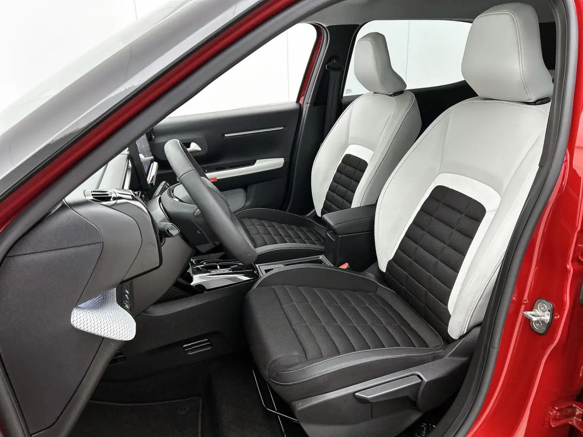 SUV Max Hybrid 145pk Automaat | Navigatie | Achteruitrijcamera | Winterpakket | Climate Control | Cruise Control | Parkeersensoren v+a | Dodehoeksensor | Bluetooth | Draadloze Apple Carplay 