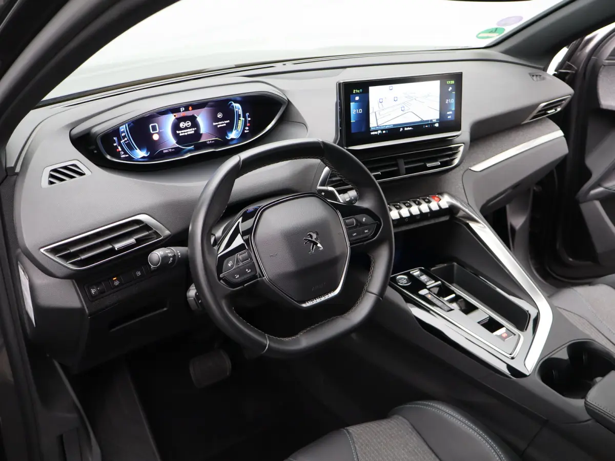 1.6 HYbrid 225 Allure Pack Business Camera | Climate Control | Cruise Control | Navigatie | Parkeersensoren Voor en Achter | Dodehoekbewaking | Half Leder | 18" Lichtmetalen Velgen