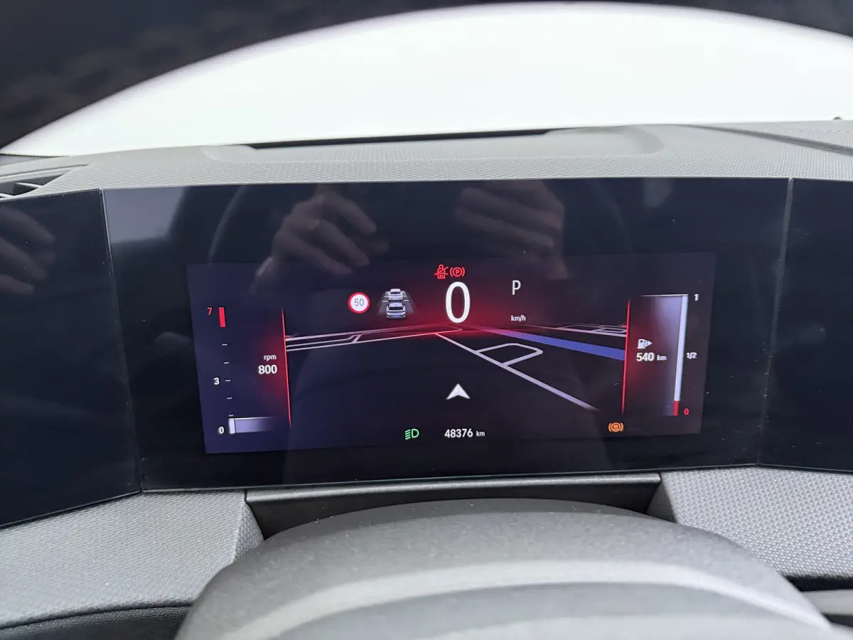 1.2 Turbo GS Trekhaak | All-seasons | Apple Carplay/Android Auto|telefoonintegratie premium | Cruise control adaptief met Stop&Go | Electronic climate controle