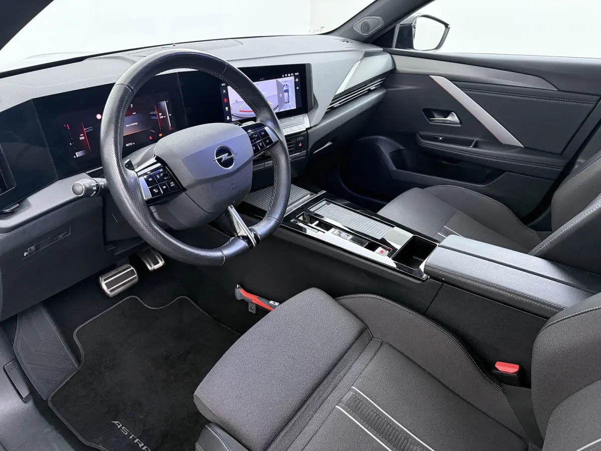 1.2 Turbo GS Trekhaak | All-seasons | Apple Carplay/Android Auto|telefoonintegratie premium | Cruise control adaptief met Stop&Go | Electronic climate controle