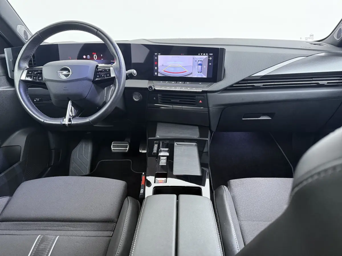 1.2 Turbo GS Trekhaak | All-seasons | Apple Carplay/Android Auto|telefoonintegratie premium | Cruise control adaptief met Stop&Go | Electronic climate controle