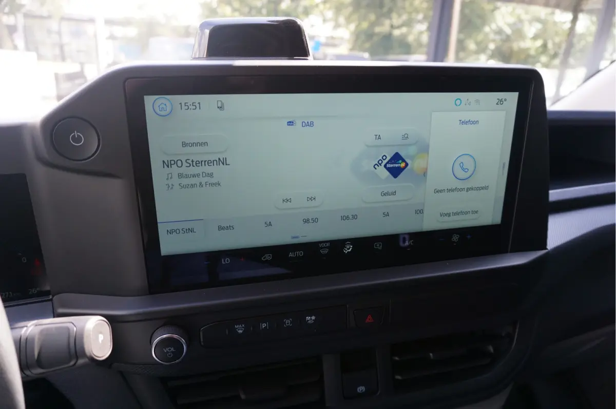 320L 218PK 71KWH Trend AUT Elektrisch BPM VRIJ!! Apple CP / Android A, LED, 2300KG Trekgewicht NR. EC01