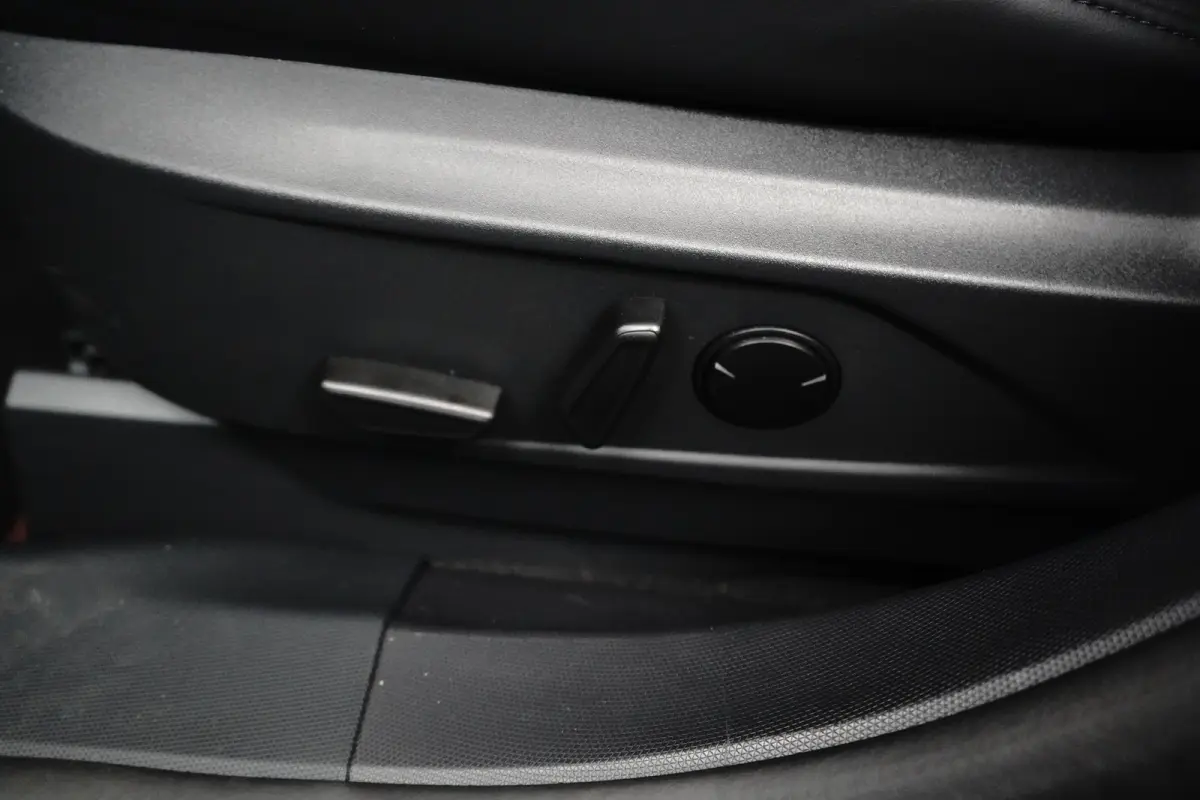 Extended Premium AWD 88 kWh | B&O | 360 Camera | 19 Inch |