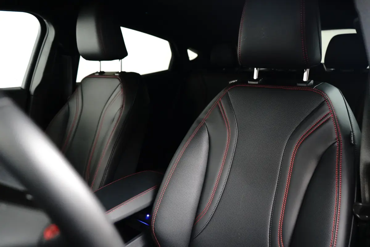 Extended Premium AWD 88 kWh | B&O | 360 Camera | 19 Inch |