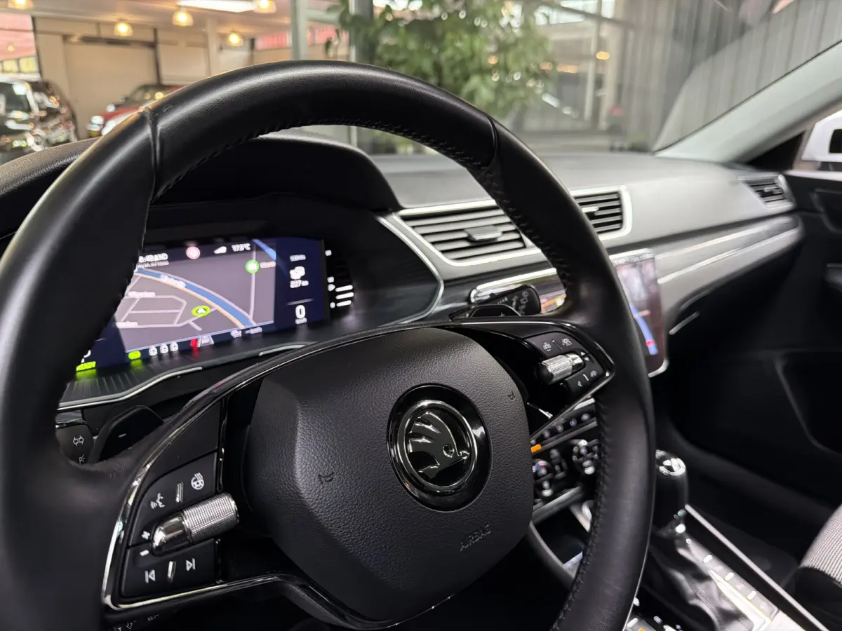 TSI iV 218PK HYBRIDE DSG STYLE VIRTUAL/CAMERA/CARPLAY