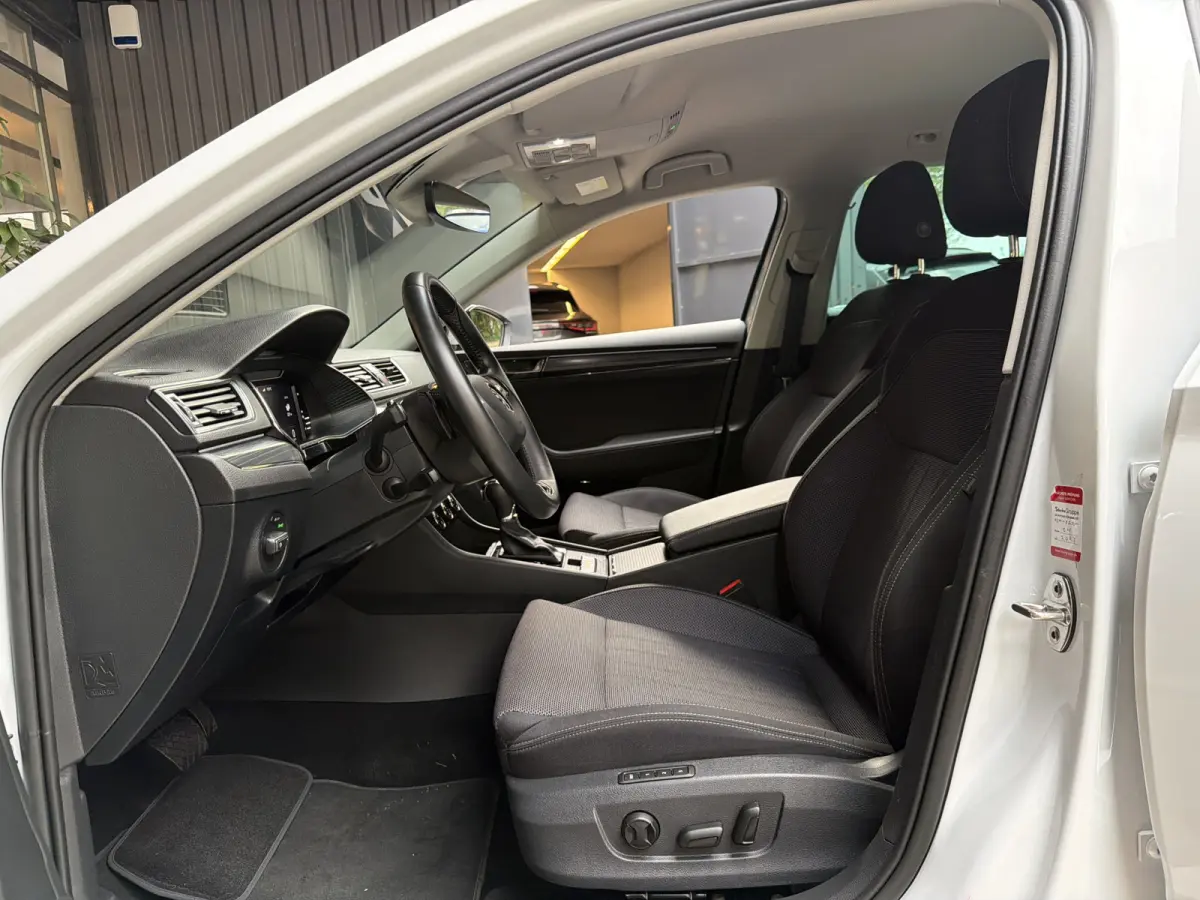 TSI iV 218PK HYBRIDE DSG STYLE VIRTUAL/CAMERA/CARPLAY
