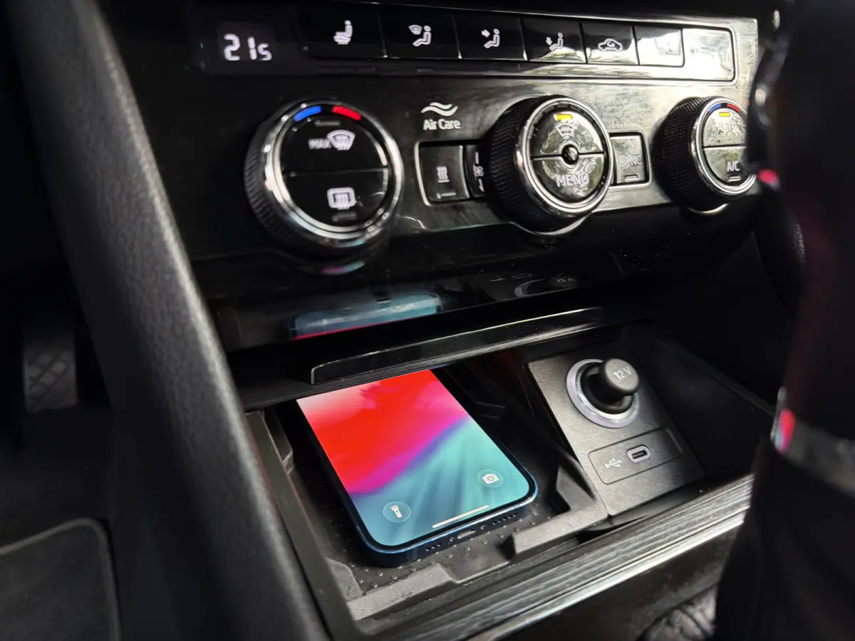 TSI iV 218PK HYBRIDE DSG STYLE VIRTUAL/CAMERA/CARPLAY